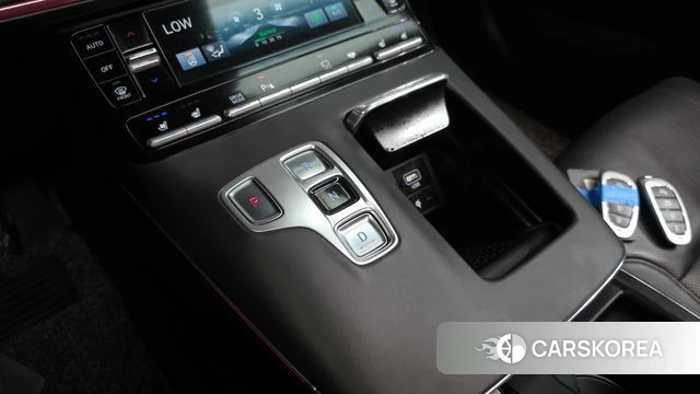 Hyundai The New Grandeur IG id 4746040 из Кореи 35