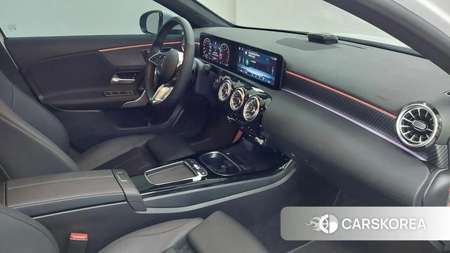 Mercedes-Benz A-Class W177 id 4222976 из Кореи 19