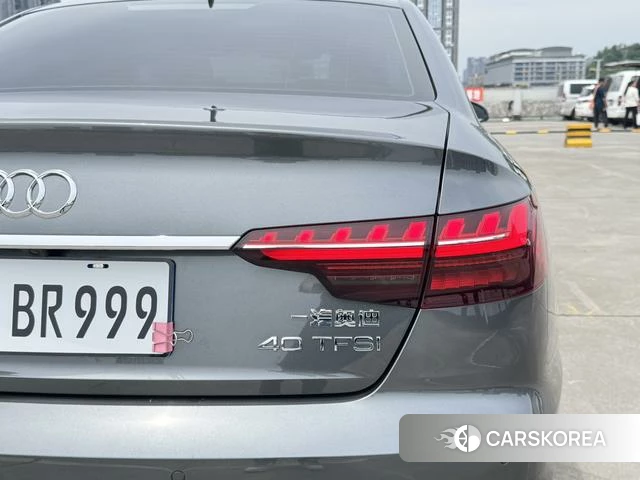Audi A4L id 4276470 из Китая 17