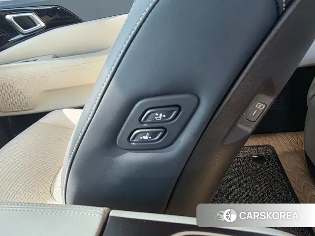 Kia The New Carnival 4th Generation id 3114971 из Кореи 13