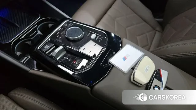 BMW 5 Series (G60) id 3359590 из Кореи 19