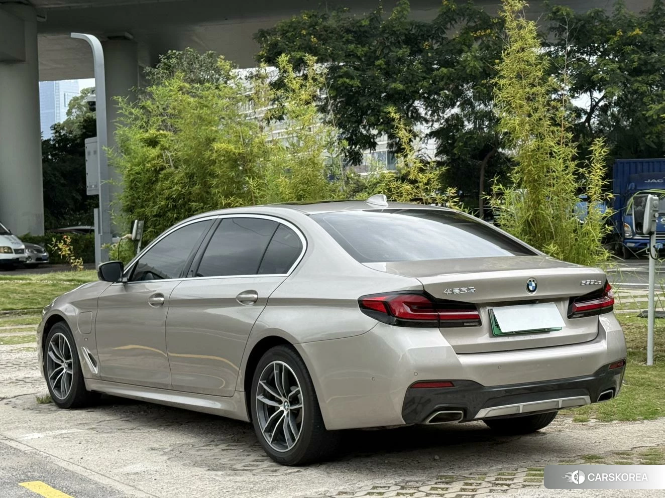 BMW 5 series PHEV id 4454641 из Китая 17