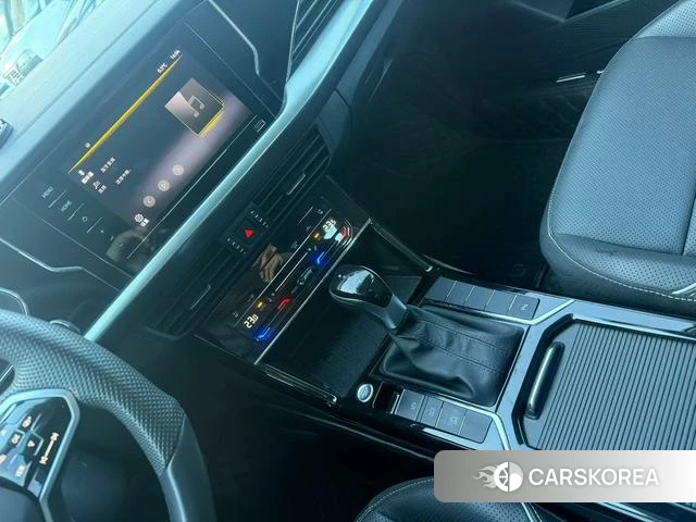 Volkswagen Passat id 4257976 из Китая 15