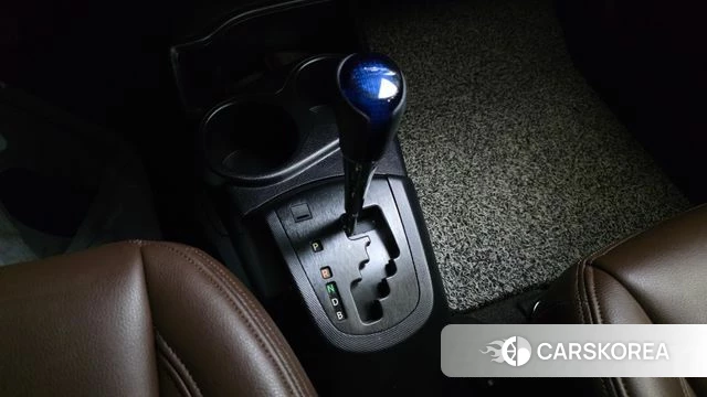 Toyota Prius C id 3936156 из Кореи 19