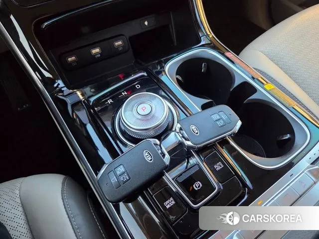 Kia Carnival 4th generation id 3458911 из Кореи 19