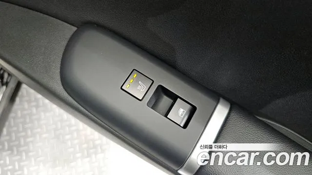 Hyundai Grandeur (GN7) id 2637992 из Кореи 19