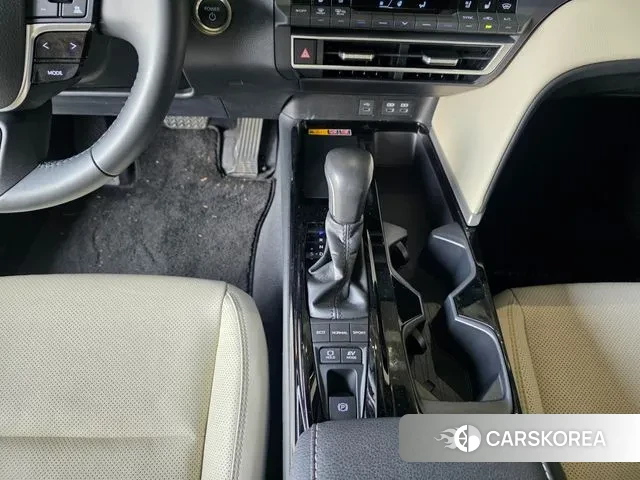 Toyota Camry (XV80) id 3689603 из Кореи 17