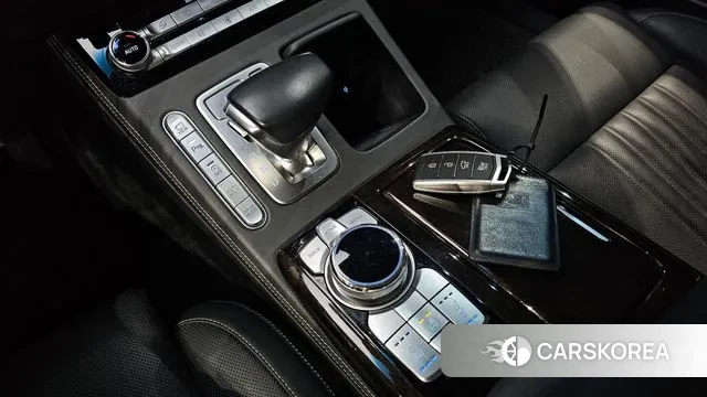 Genesis G90 id 3291665 из Кореи 19