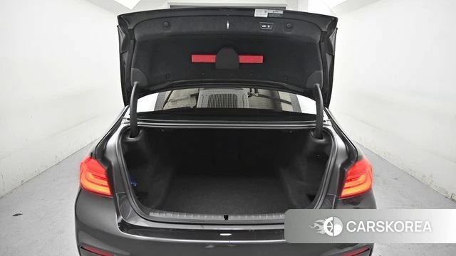 BMW 5 Series (G30) id 4508107 из Кореи 18