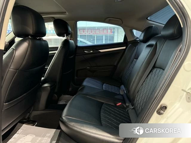 Honda Civic id 4299574 из Китая 9