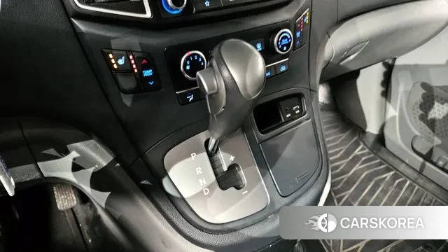 Hyundai The New Grand Starex id 3666751 из Кореи 19