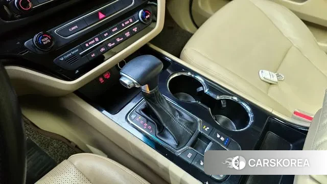 Kia The New Carnival id 3651763 из Кореи 19