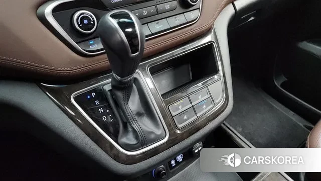 Hyundai The New Grand Starex id 3627160 из Кореи 19