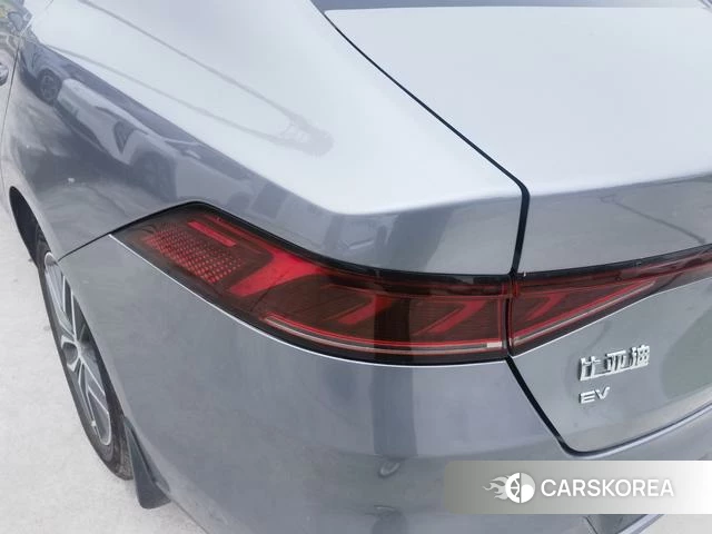 BYD Qin PLUS EV id 4240510 из Китая 16