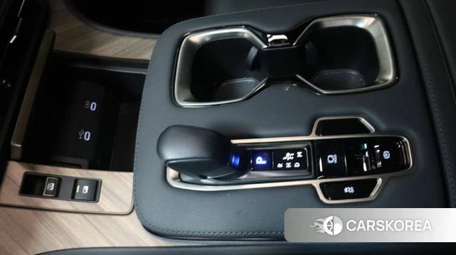 Lexus LM Second Generation id 3933781 из Кореи 18