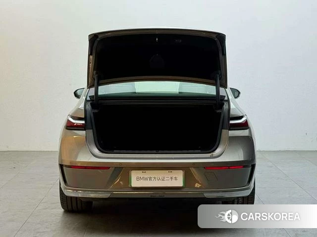 BMW i7 id 4273153 из Китая 17