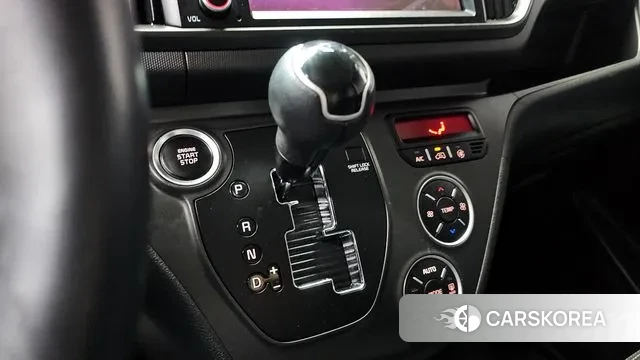 Kia The New Kia Ray id 3437428 из Кореи 19