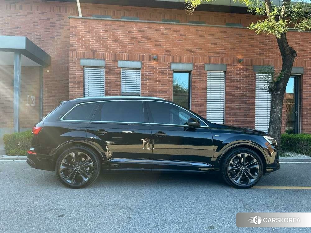 Audi Q7 id 4510561 из Китая 24