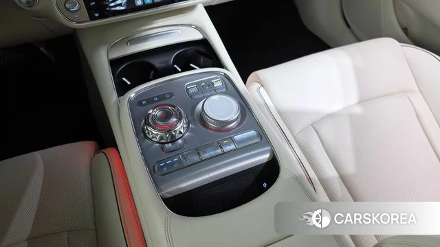 Genesis G90 (RS4) id 4494729 из Кореи 19