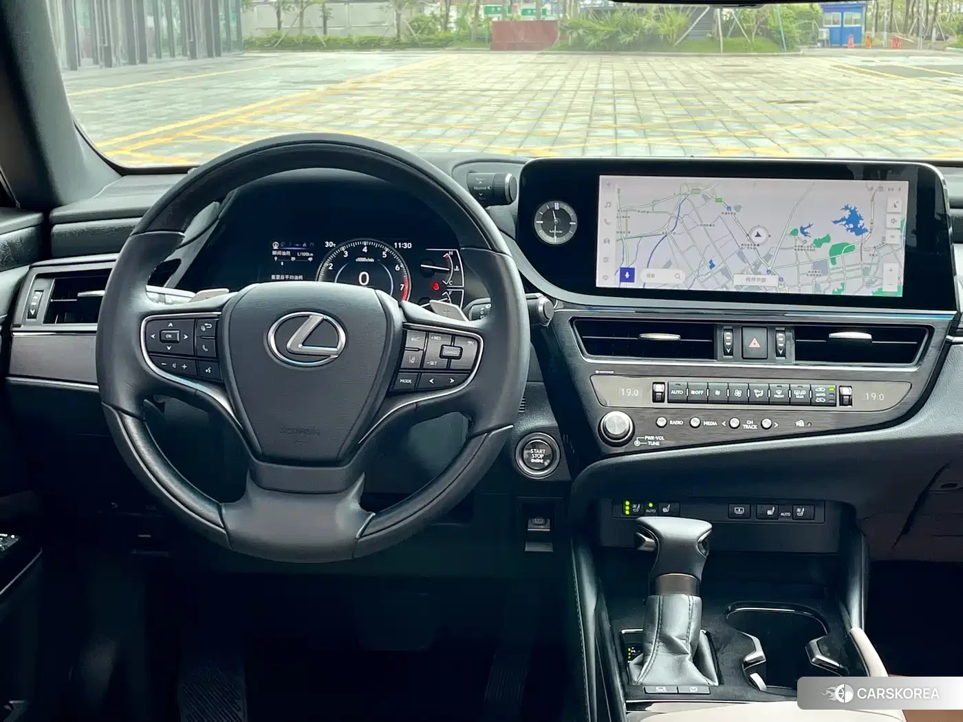Lexus ES id 4577894 из Китая 14