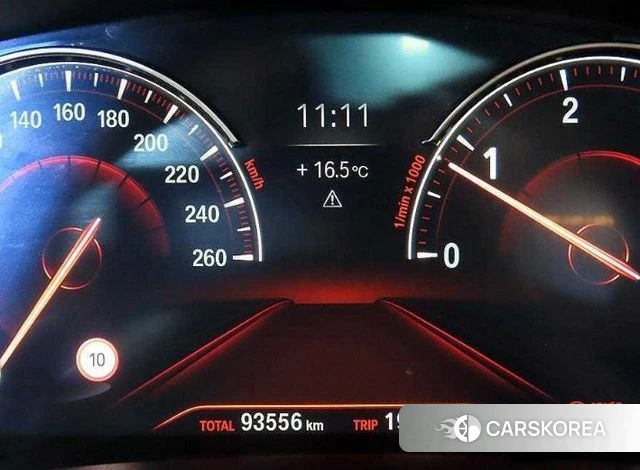 BMW 5 Series (G30) id 4502838 из Кореи 19