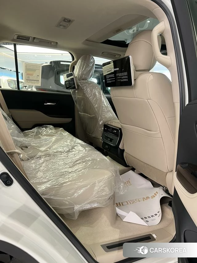 Toyota Land Cruiser (imported) id 4263598 из Китая 9