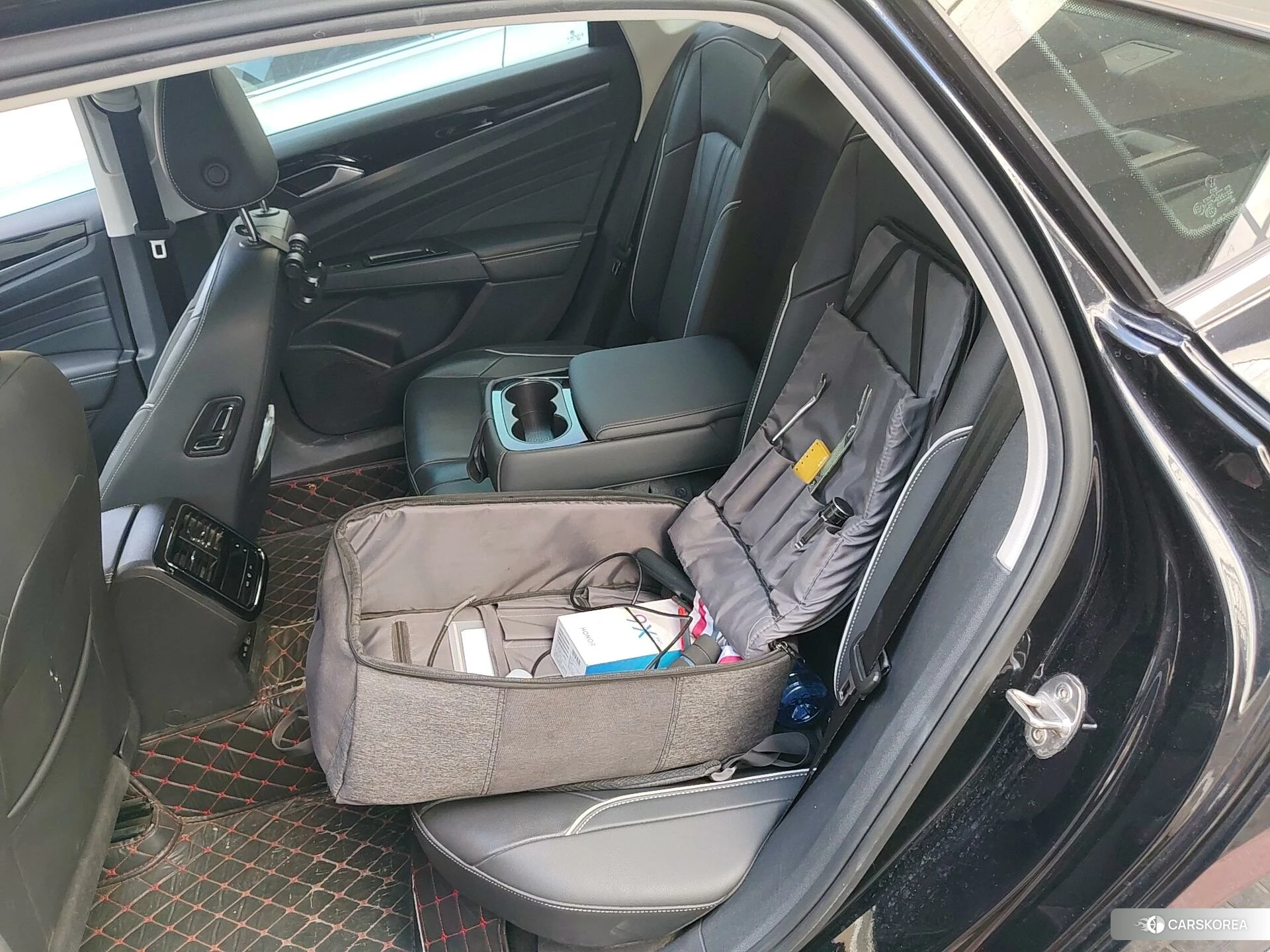 Volkswagen Passat id 4407546 из Китая 20