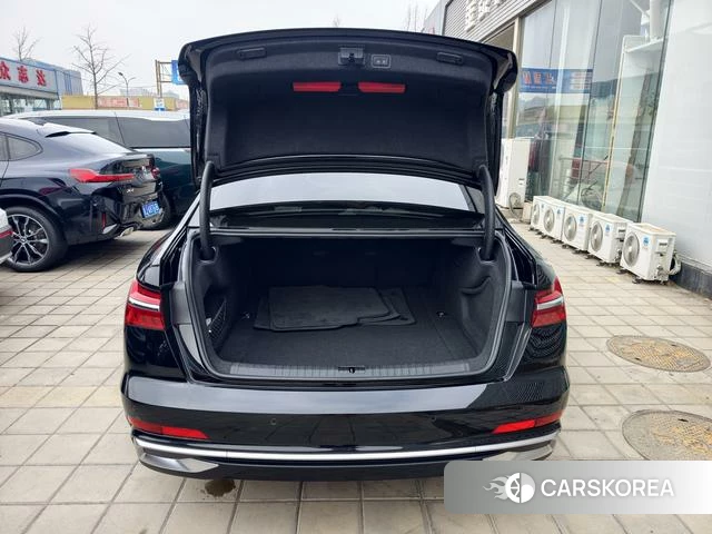 Audi A6L id 4208608 из Китая 22