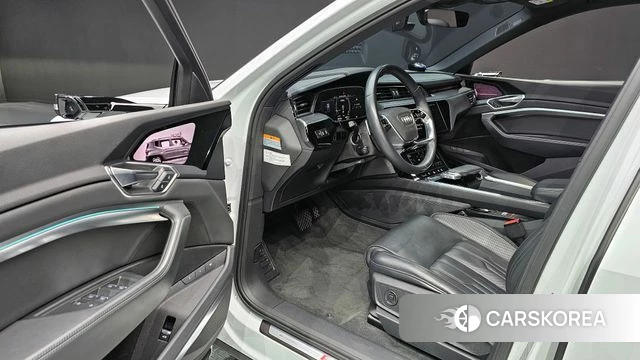 Audi e-Tron id 3915830 из Кореи 19