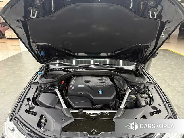 BMW 5 series id 3857823 из Китая 21