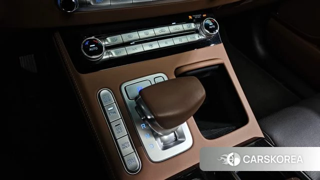 Genesis G90 id 4283610 из Кореи 19