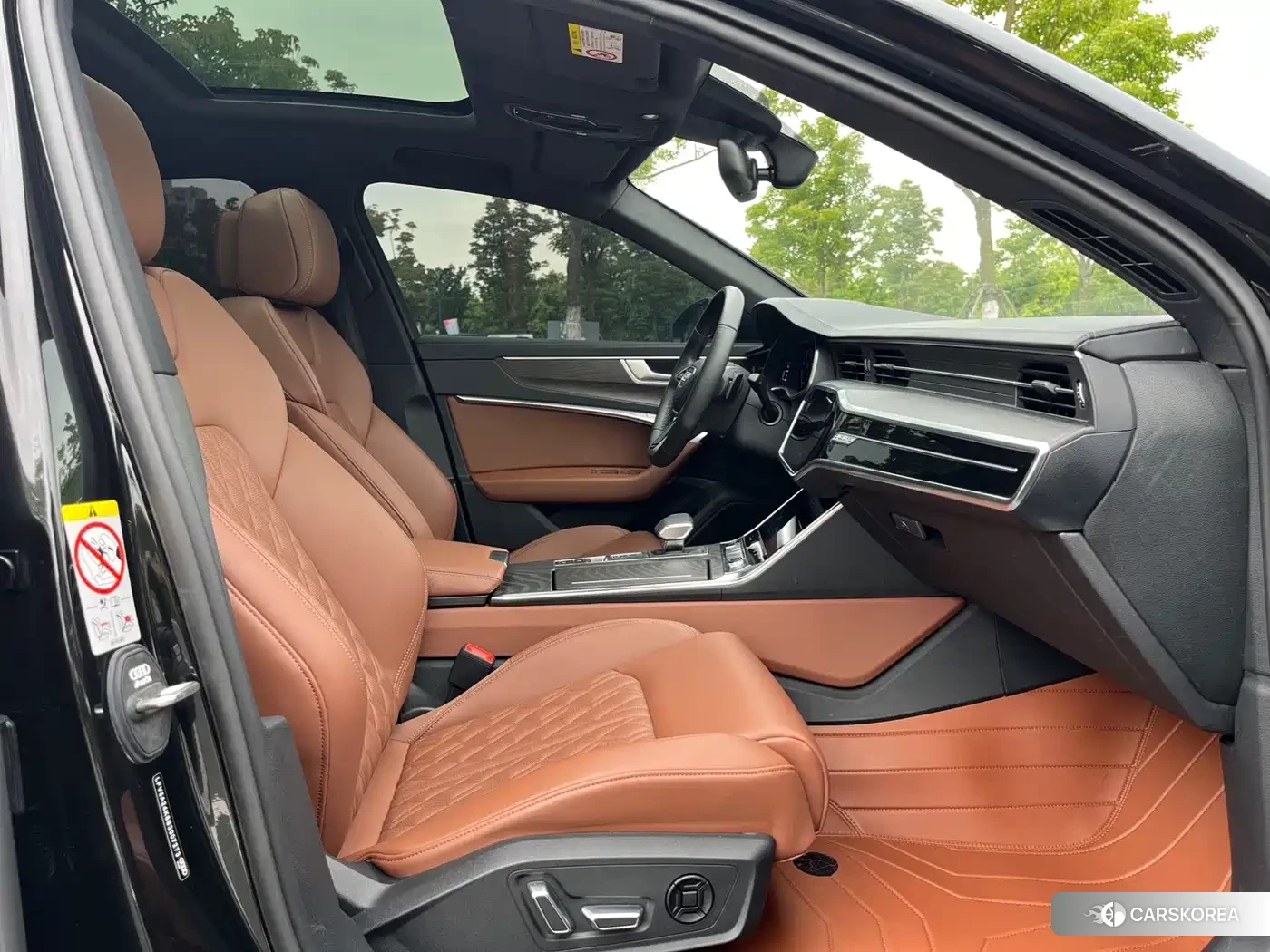 Audi A6L id 4545632 из Китая 19