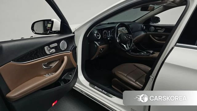 Mercedes-Benz E-Class W213 id 4882341 из Кореи 36