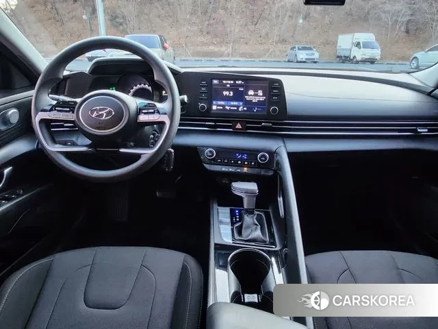 Hyundai Avante Hybrid (CN7) id 3644101 из Кореи 19