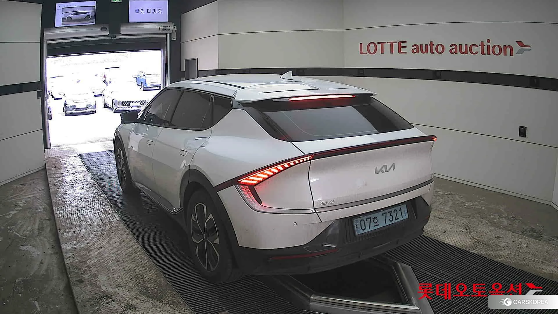 Kia EV6 id 3888405 из Кореи 36