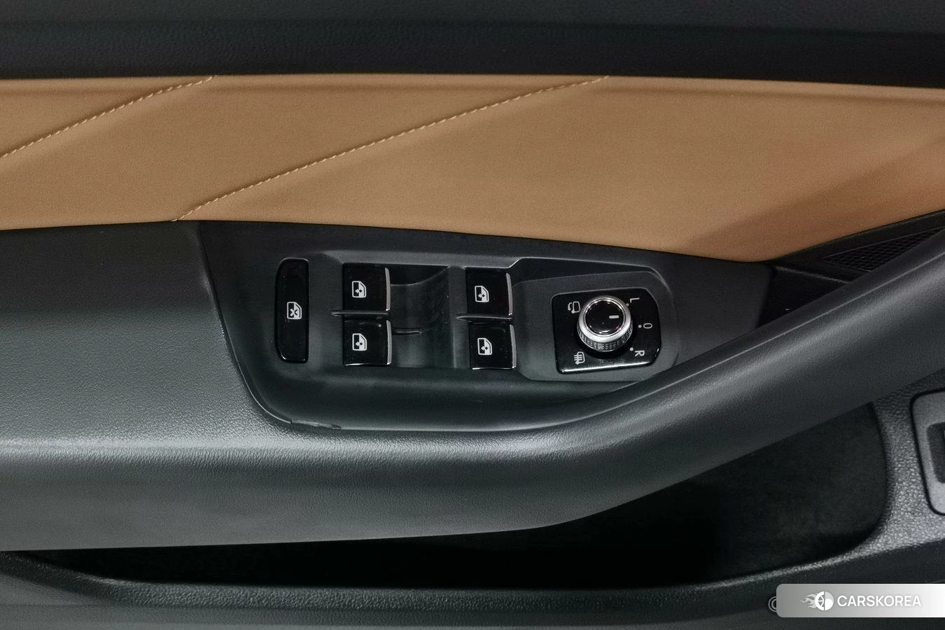 Volkswagen CC id 4413189 из Китая 23