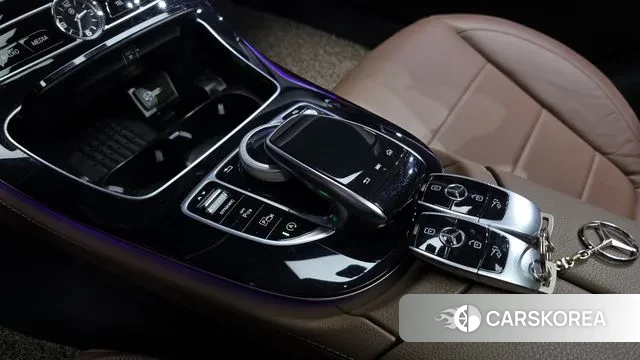 Mercedes-Benz E-Class W213 id 3469075 из Кореи 19