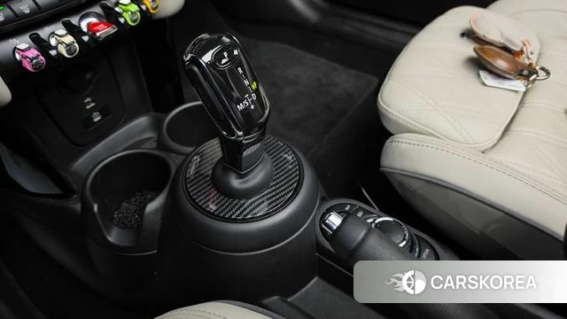 Mini Cooper S Convertible id 4670830 из Кореи 33