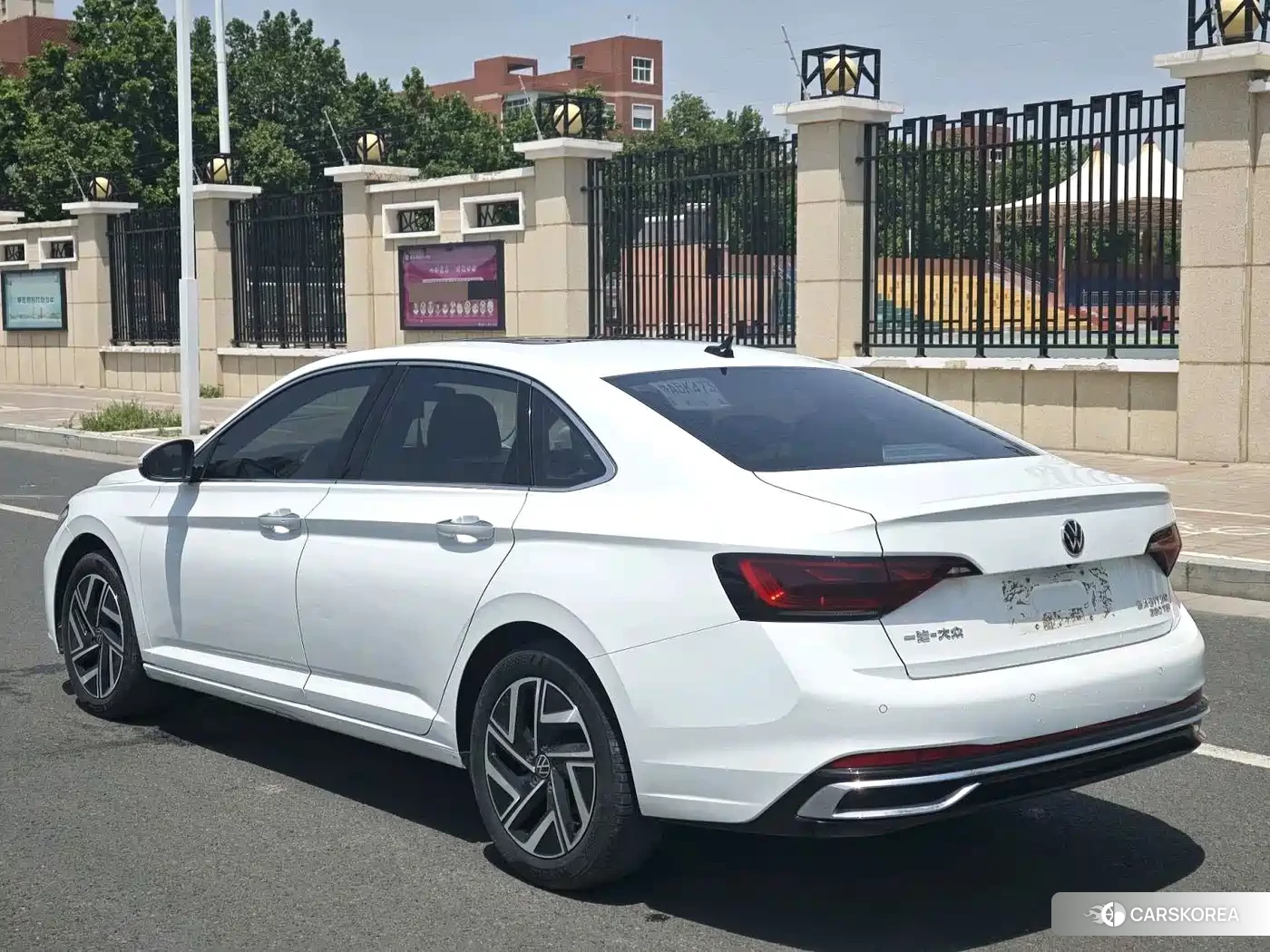 Volkswagen Sagitar id 4548382 из Китая 14