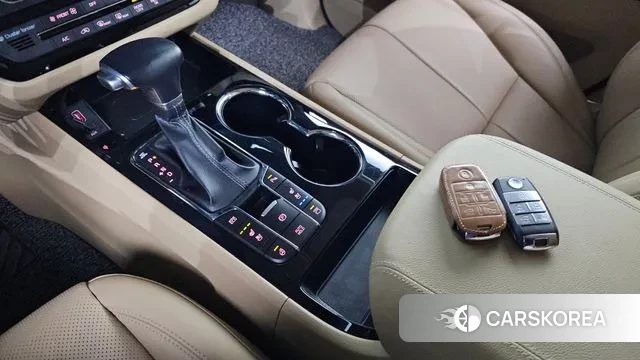 Kia The New Carnival id 3391478 из Кореи 19