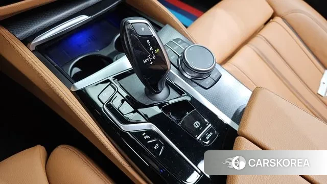 BMW 5 Series (G30) id 3482715 из Кореи 19