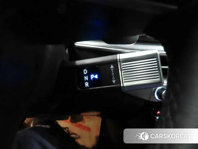 Hyundai Grandeur Hybrid (GN7) id 4206544 из Кореи 19