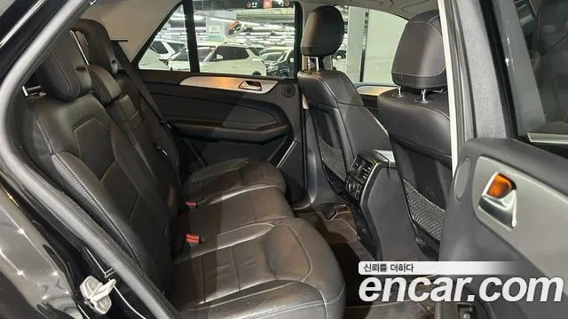 Mercedes-Benz GLE - Class W166 id 2956893 из Кореи 19