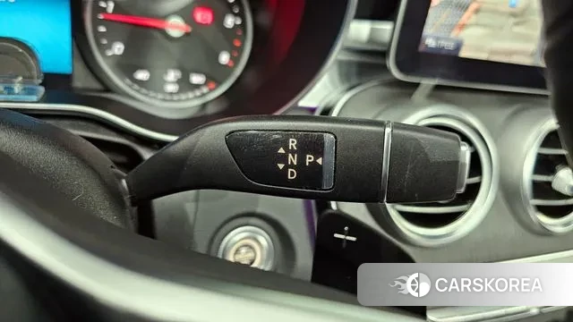 Mercedes-Benz C-Class W205 id 3608052 из Кореи 19