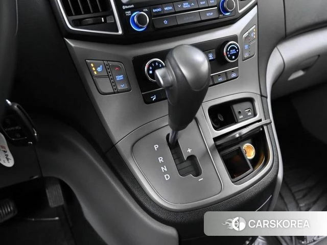 Hyundai The New Grand Starex id 3955444 из Кореи 19