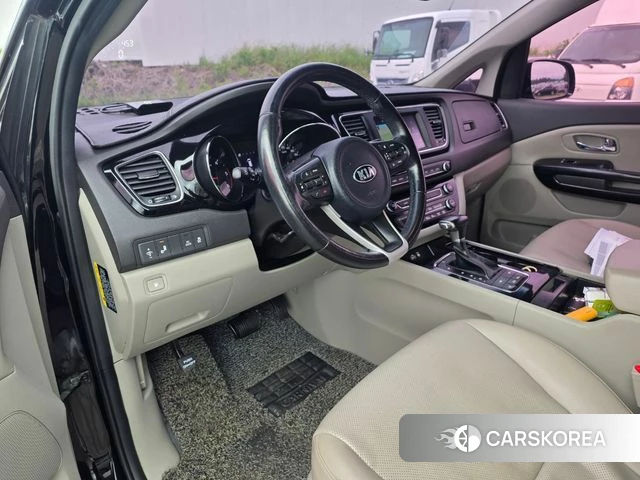 Kia All New Carnival id 4558046 из Кореи 16