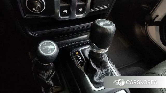 Jeep Wrangler (JL) id 3942608 из Кореи 19