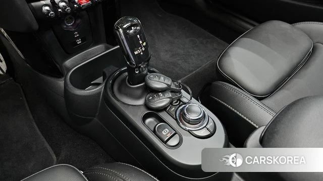 Mini Cooper S id 4740988 из Кореи 31