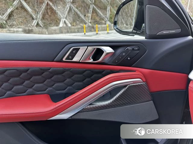 BMW X6 M id 4265582 из Китая 11