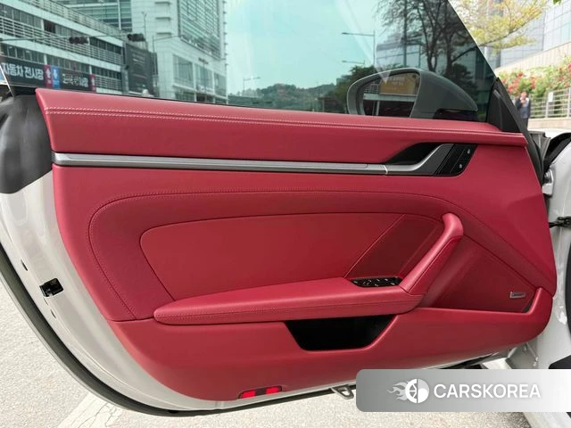 Porsche 911(992) id 4408536 из Кореи 19